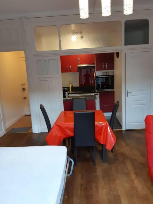 Le Sarciron 82 Appartement Le Mont-Dore Buitenkant foto