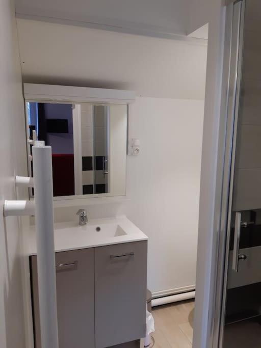 Le Sarciron 82 Appartement Le Mont-Dore Buitenkant foto